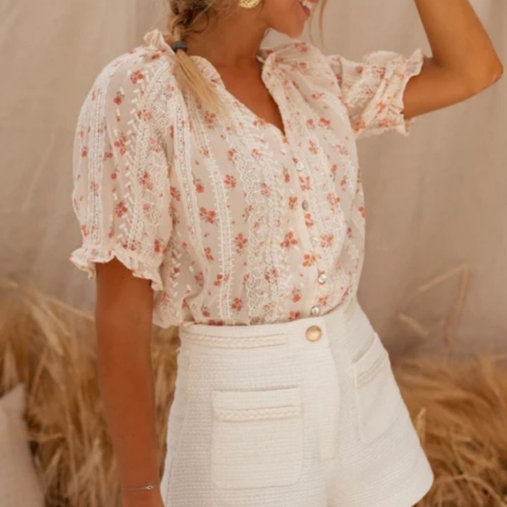 Easy Clothes Ecru Embroidered Carine Button Up Floral Boho Coquette Blouse L/XL